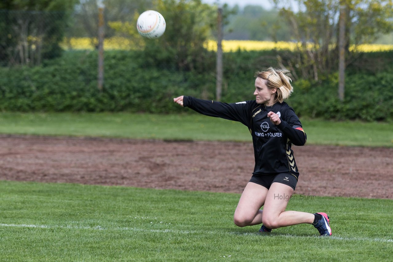 Bild 39 - Faustball Frauen Wiemersdorf